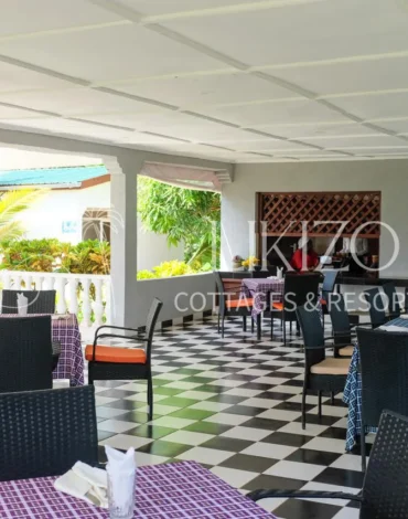 Bar & Restaurant at Likizo Cottages