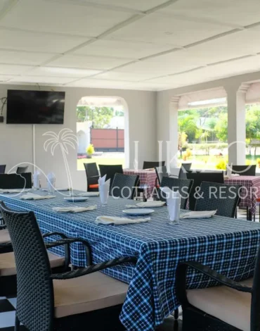 Bar & Restaurant at Likizo Cottages